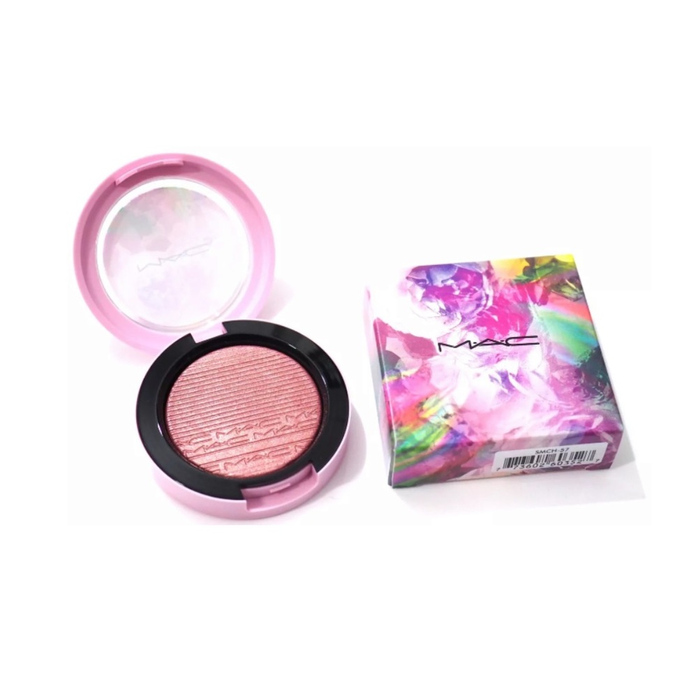 MAC Extra Dimension Skinfinish Highlighter in ROYAL FLUSH - .14 oz NIB